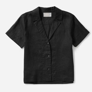Everlane Linen Notch Short Sleeve shirt in Black